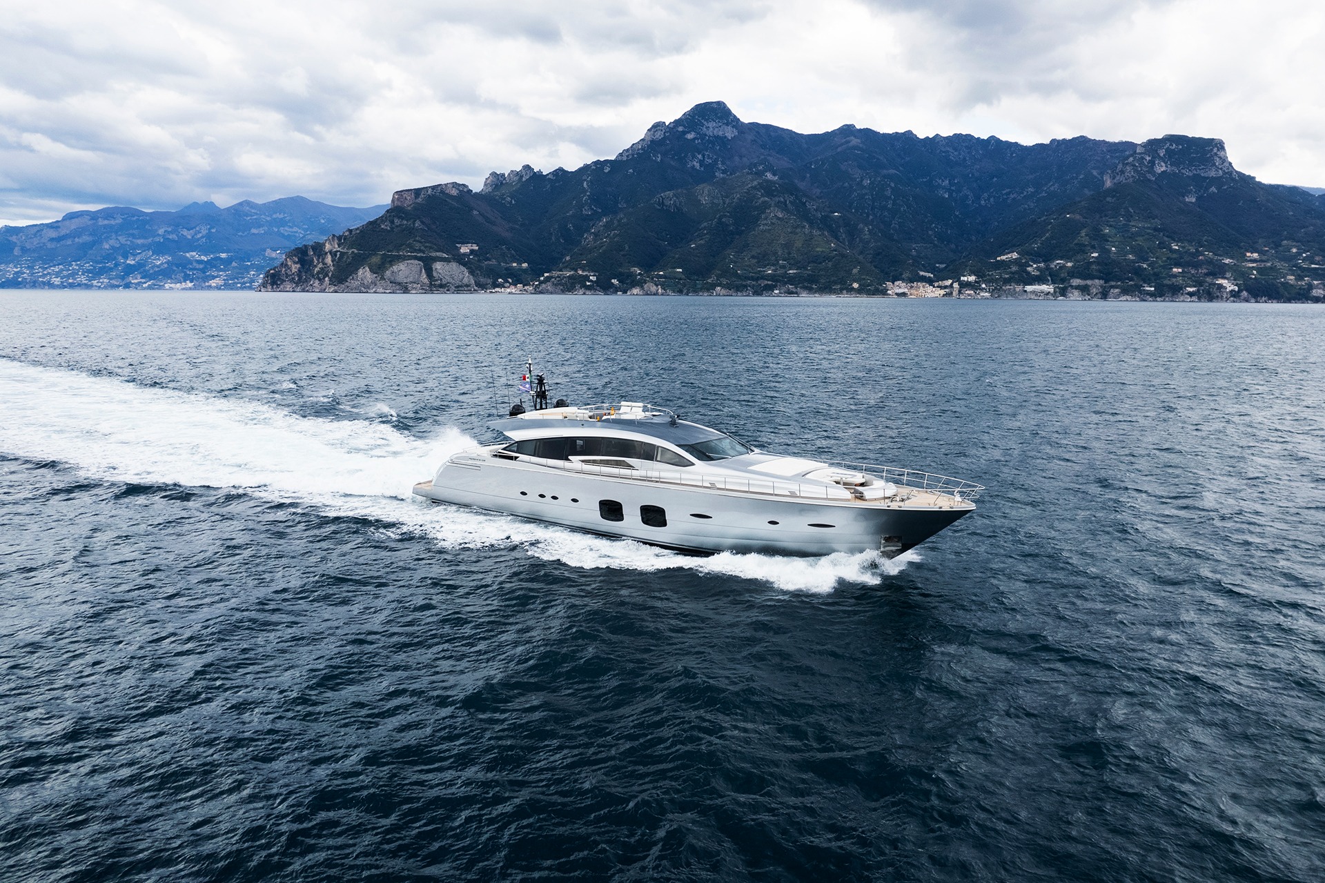 2025 HEESEN 55 M
