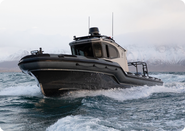 LUXURY YACHT 8